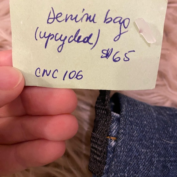 Denim Leaf Handmade Upcycled Leaf Pattern Shoulder Bag - Picture 5 of 5